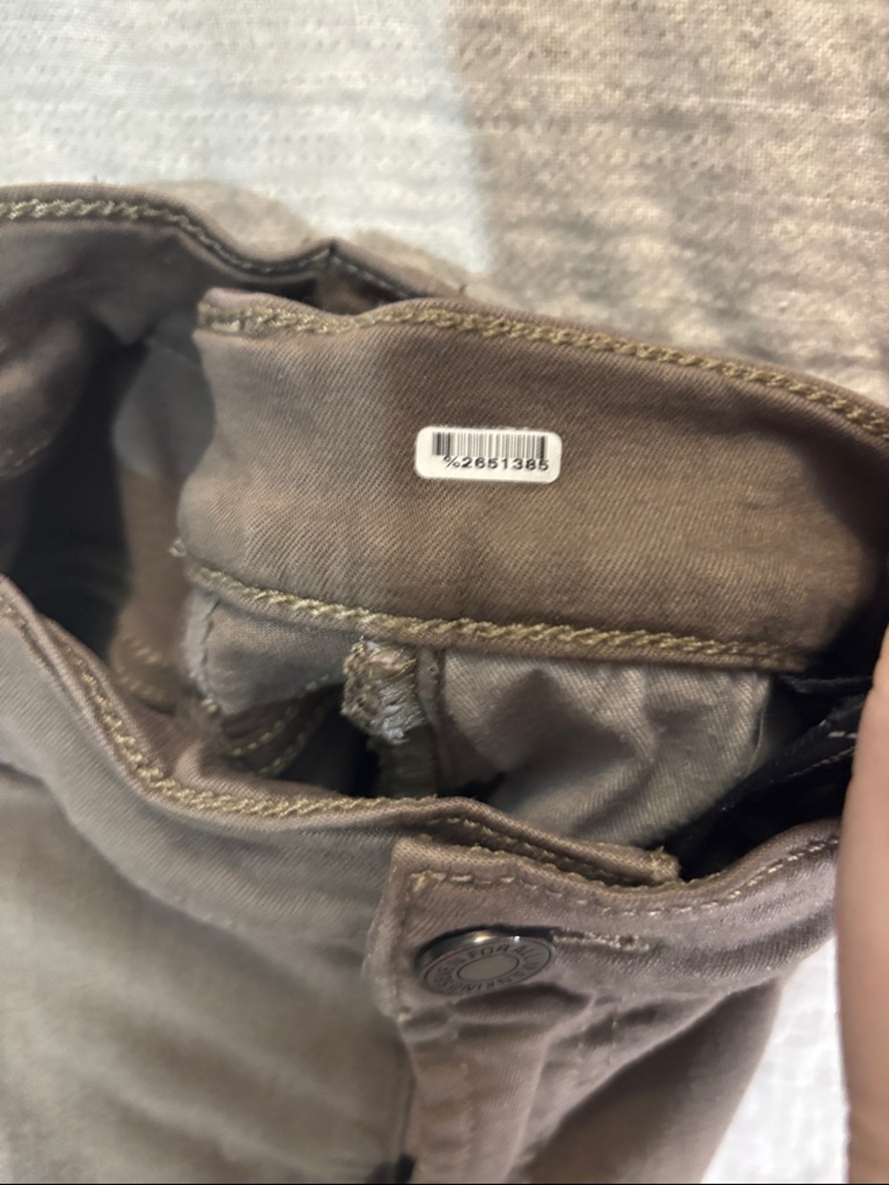 7 For All Mankind Men's Chinos in Olive Brown - Picture 4 of 13